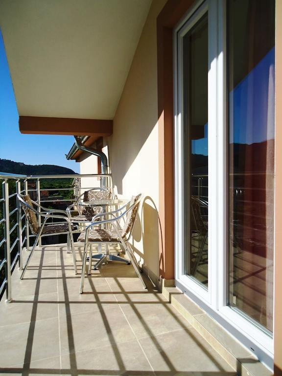Apartments Nedovic-Jaz Budva Bagian luar foto